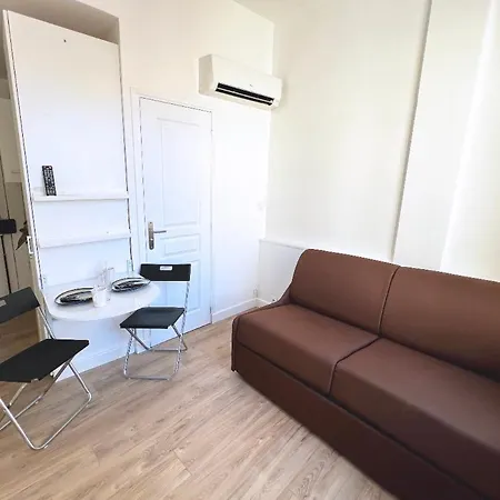 Cosy Ensoleille - Centre-ville - Tram/ac Apartment *